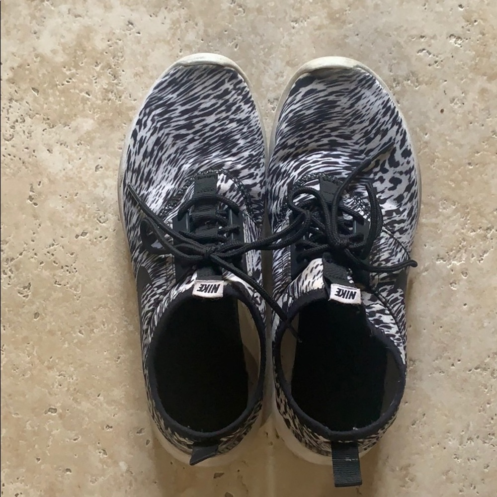 Nike Roshe Runs